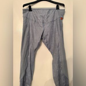 NWT Nike dri-fit tight style leggings